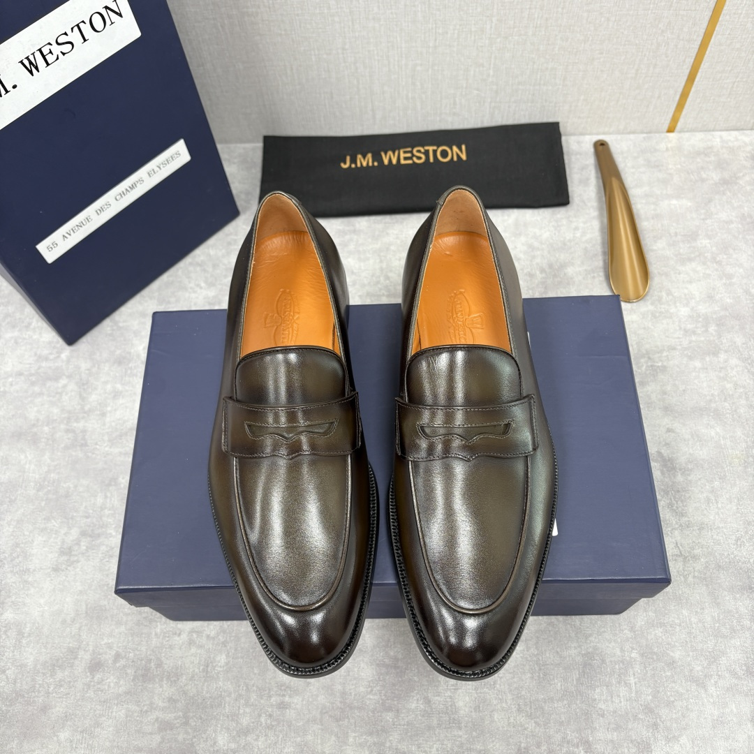 💋💍J.M.Westo*n 威士-顿 男士乐福鞋正装鞋皮鞋 法国顶级皮鞋品牌。精选意大利顶级小牛皮/高丝