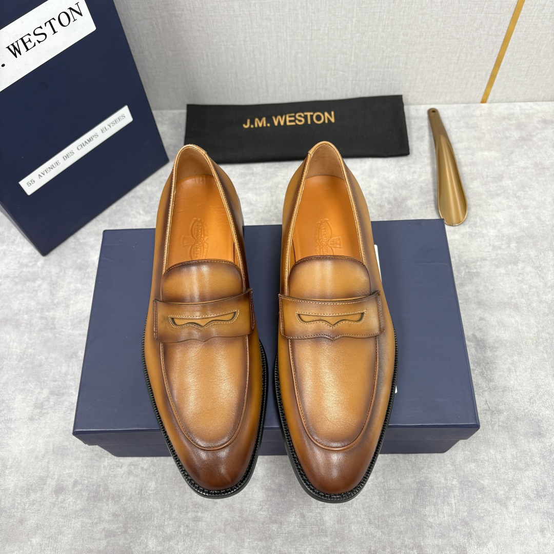 💋💍J.M.Westo*n 威士-顿 男士乐福鞋正装鞋皮鞋 法国顶级皮鞋品牌。精选意大利顶级小牛皮/高丝
