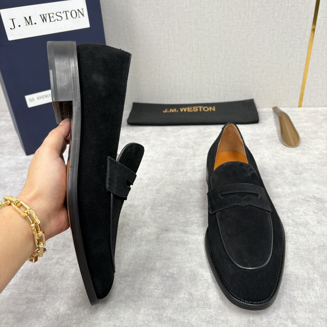 💋💍J.M.Westo*n 威士-顿 男士乐福鞋正装鞋皮鞋 法国顶级皮鞋品牌。精选意大利顶级小牛皮/高丝