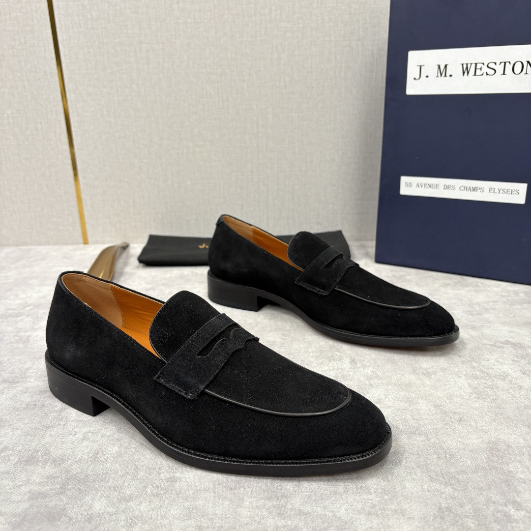 💋💍J.M.Westo*n 威士-顿 男士乐福鞋正装鞋皮鞋 法国顶级皮鞋品牌。精选意大利顶级小牛皮/高丝