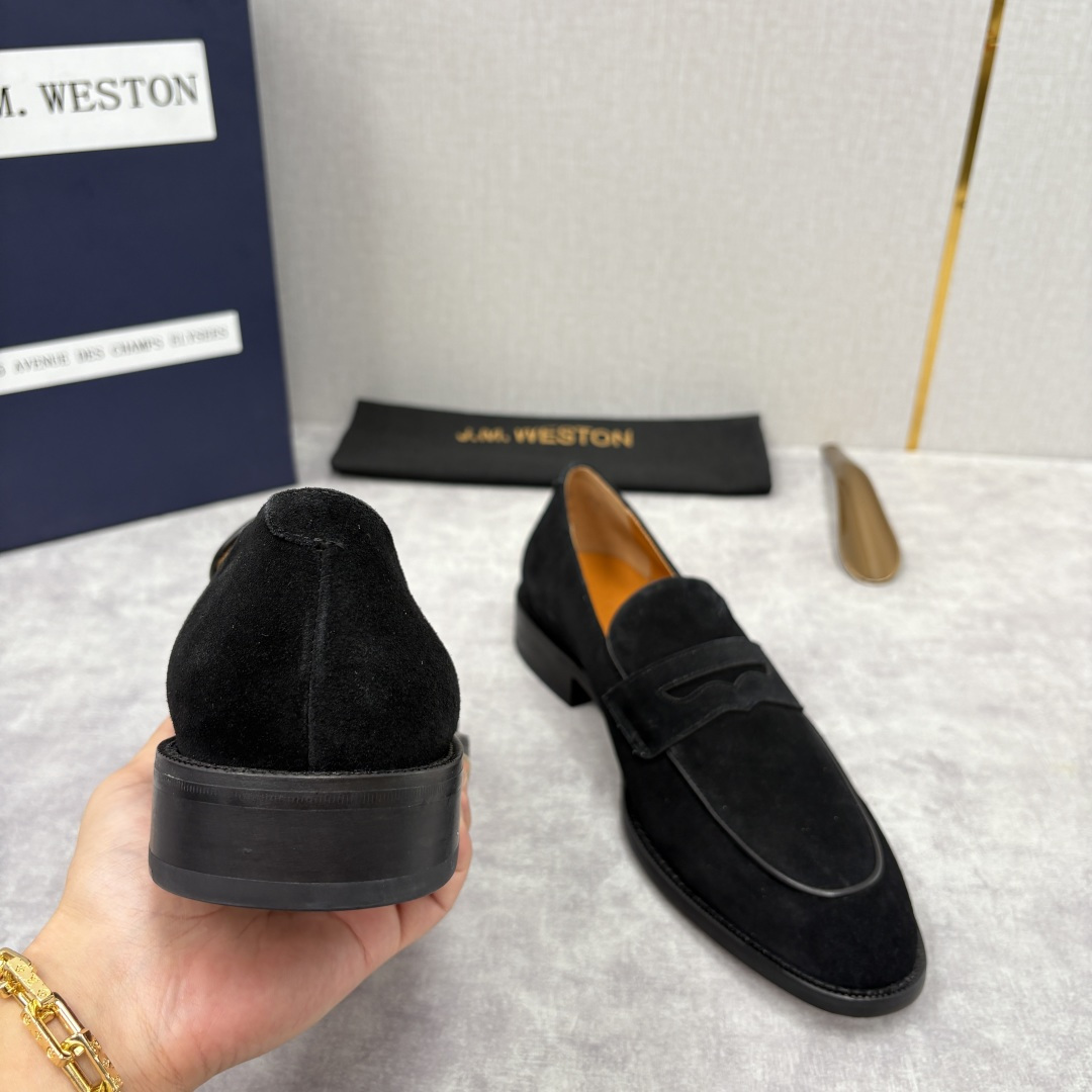 💋💍J.M.Westo*n 威士-顿 男士乐福鞋正装鞋皮鞋 法国顶级皮鞋品牌。精选意大利顶级小牛皮/高丝