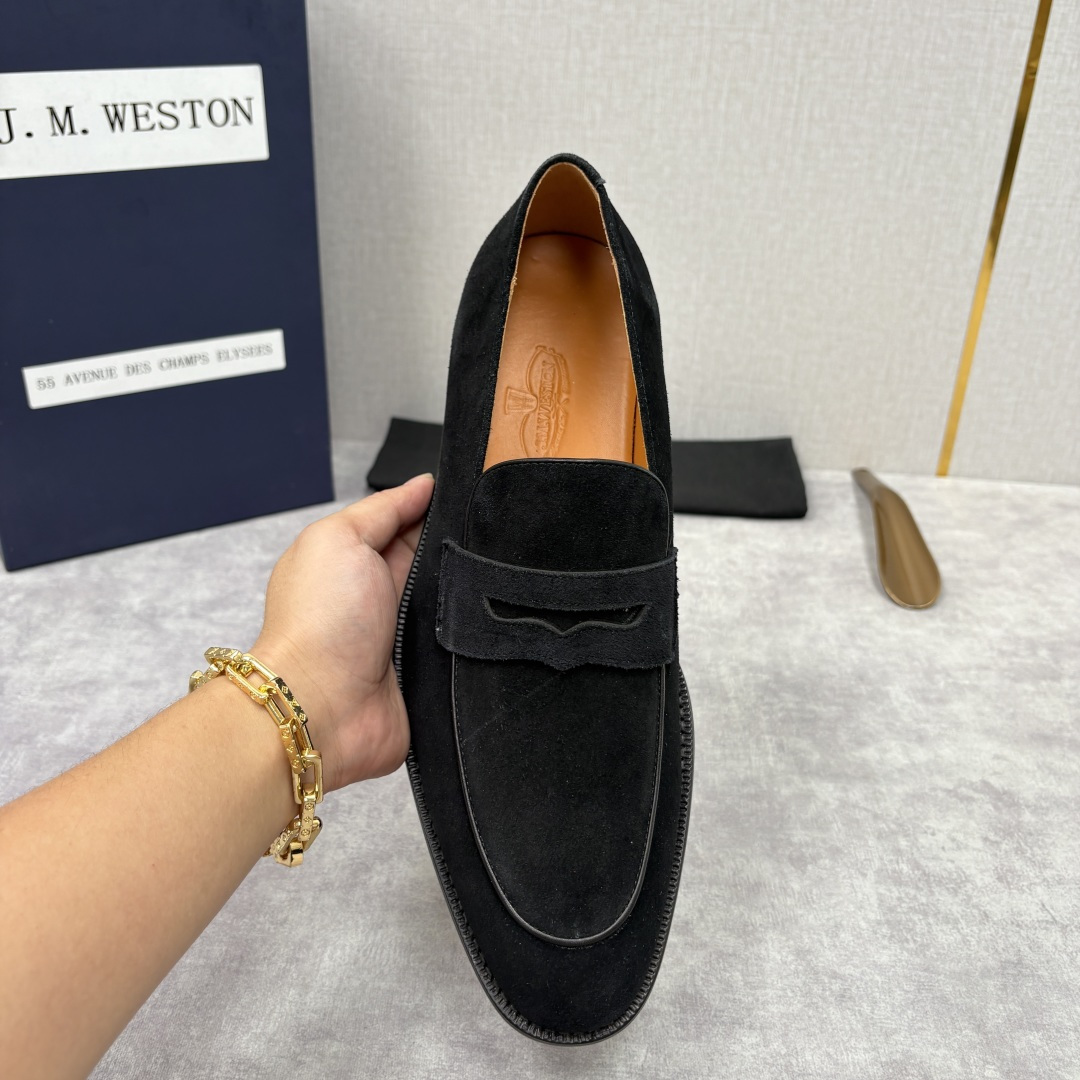 💋💍J.M.Westo*n 威士-顿 男士乐福鞋正装鞋皮鞋 法国顶级皮鞋品牌。精选意大利顶级小牛皮/高丝