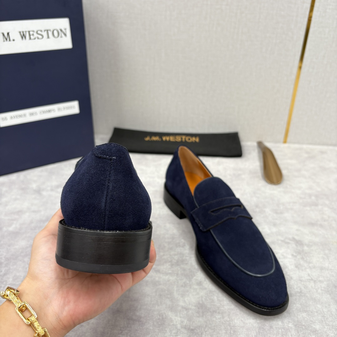 💋💍J.M.Westo*n 威士-顿 男士乐福鞋正装鞋皮鞋 法国顶级皮鞋品牌。精选意大利顶级小牛皮/高丝