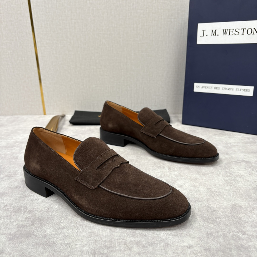 💋💍J.M.Westo*n 威士-顿 男士乐福鞋正装鞋皮鞋 法国顶级皮鞋品牌。精选意大利顶级小牛皮/高丝