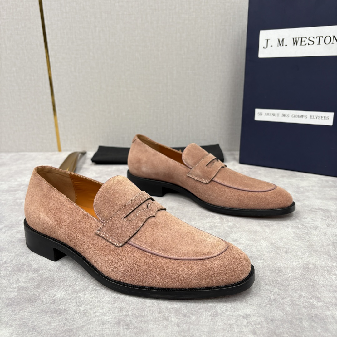💋💍J.M.Westo*n 威士-顿 男士乐福鞋正装鞋皮鞋 法国顶级皮鞋品牌。精选意大利顶级小牛皮/高丝