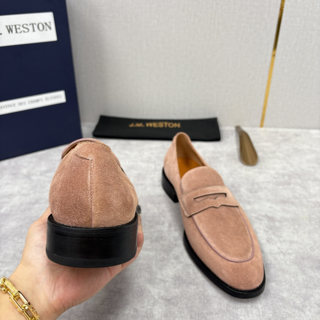 💋💍J.M.Westo*n 威士-顿 男士乐福鞋正装鞋皮鞋 法国顶级皮鞋品牌。精选意大利顶级小牛皮/高丝