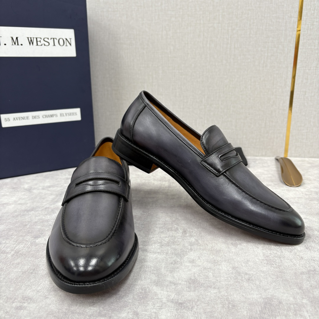 💋💍J.M.Westo*n 威士-顿 男士乐福鞋正装鞋皮鞋 法国顶级皮鞋品牌。精选意大利顶级小牛皮/高丝