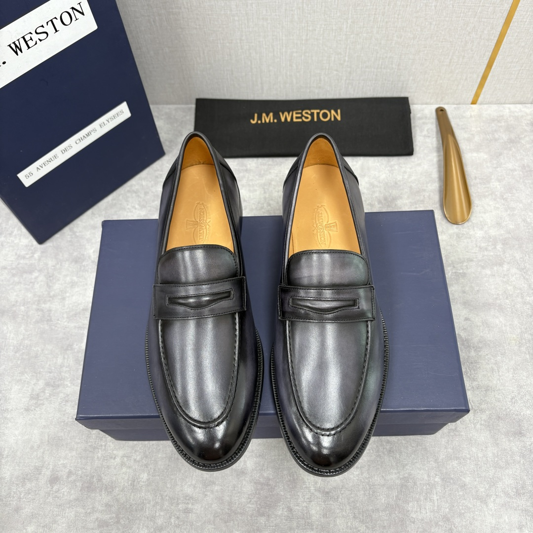 💋💍J.M.Westo*n 威士-顿 男士乐福鞋正装鞋皮鞋 法国顶级皮鞋品牌。精选意大利顶级小牛皮/高丝