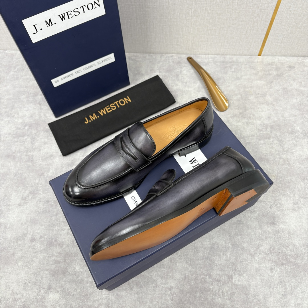 💋💍J.M.Westo*n 威士-顿 男士乐福鞋正装鞋皮鞋 法国顶级皮鞋品牌。精选意大利顶级小牛皮/高丝