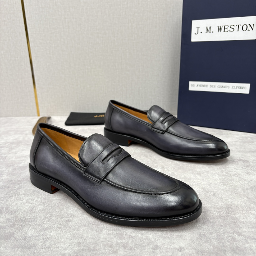 💋💍J.M.Westo*n 威士-顿 男士乐福鞋正装鞋皮鞋 法国顶级皮鞋品牌。精选意大利顶级小牛皮/高丝