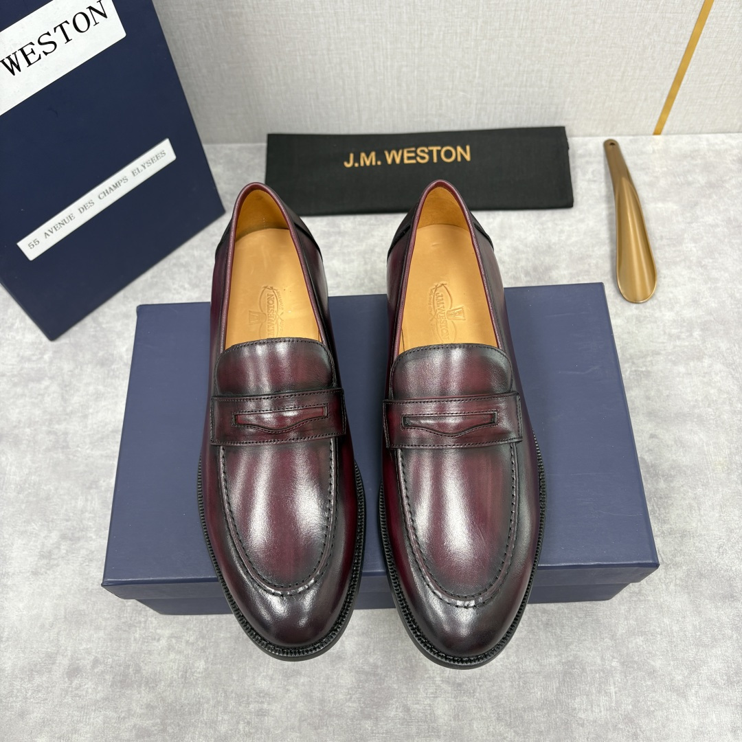 💋💍J.M.Westo*n 威士-顿 男士乐福鞋正装鞋皮鞋 法国顶级皮鞋品牌。精选意大利顶级小牛皮/高丝