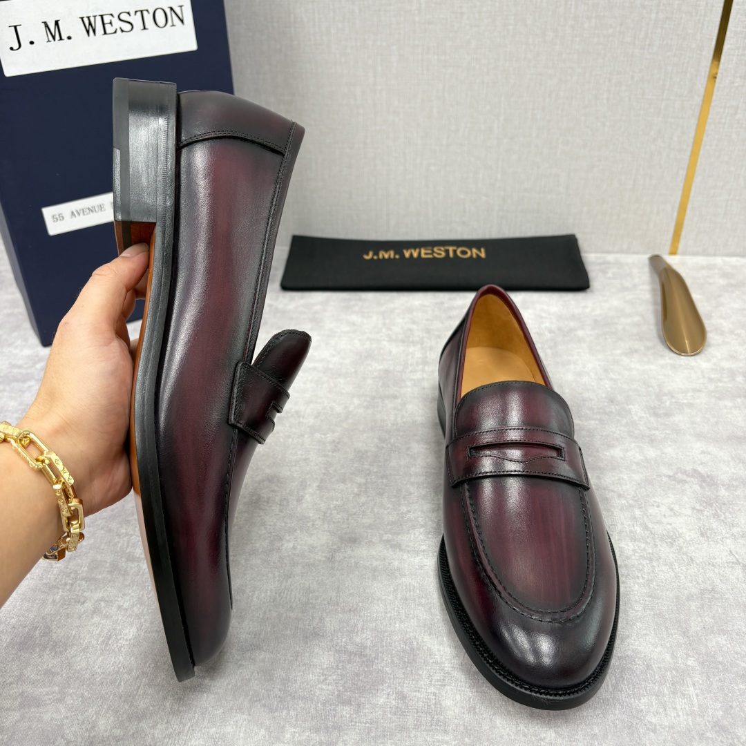 💋💍J.M.Westo*n 威士-顿 男士乐福鞋正装鞋皮鞋 法国顶级皮鞋品牌。精选意大利顶级小牛皮/高丝