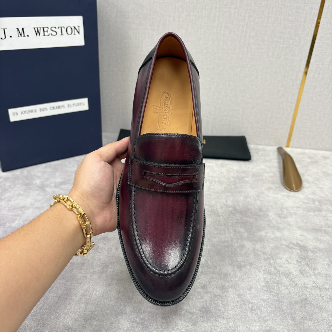 💋💍J.M.Westo*n 威士-顿 男士乐福鞋正装鞋皮鞋 法国顶级皮鞋品牌。精选意大利顶级小牛皮/高丝