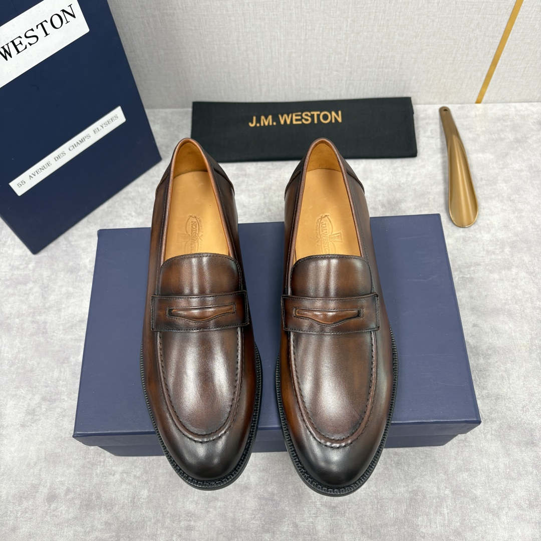 💋💍J.M.Westo*n 威士-顿 男士乐福鞋正装鞋皮鞋 法国顶级皮鞋品牌。精选意大利顶级小牛皮/高丝