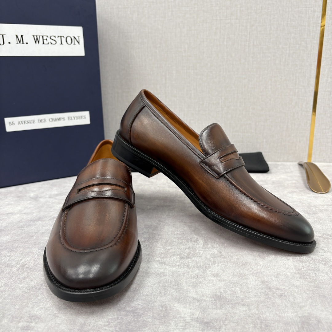💋💍J.M.Westo*n 威士-顿 男士乐福鞋正装鞋皮鞋 法国顶级皮鞋品牌。精选意大利顶级小牛皮/高丝