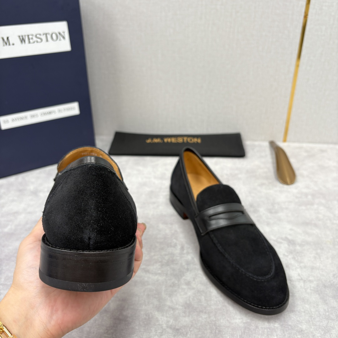 💋💍J.M.Westo*n 威士-顿 男士乐福鞋正装鞋皮鞋 法国顶级皮鞋品牌。精选意大利顶级小牛皮/高丝