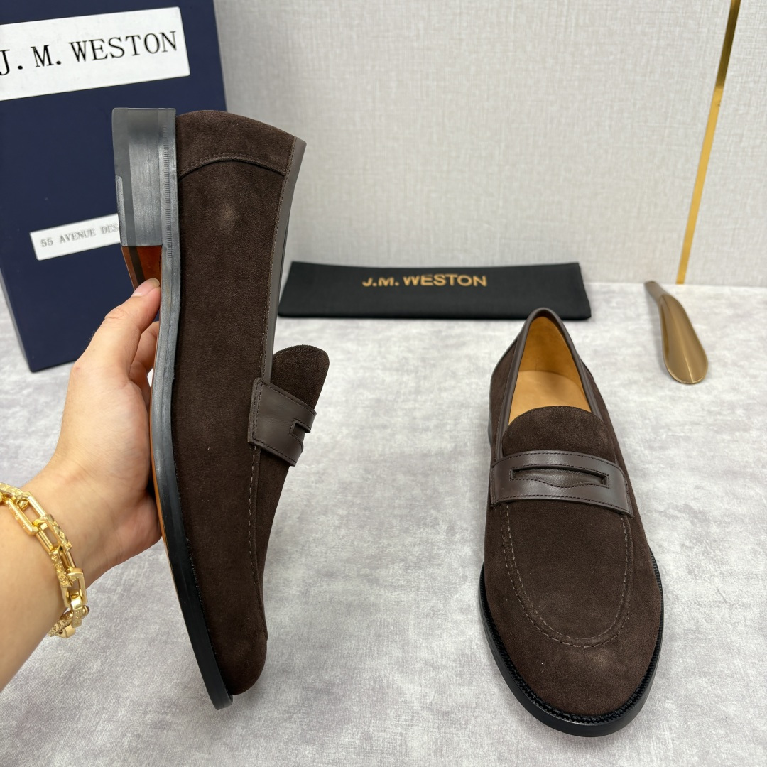 💋💍J.M.Westo*n 威士-顿 男士乐福鞋正装鞋皮鞋 法国顶级皮鞋品牌。精选意大利顶级小牛皮/高丝