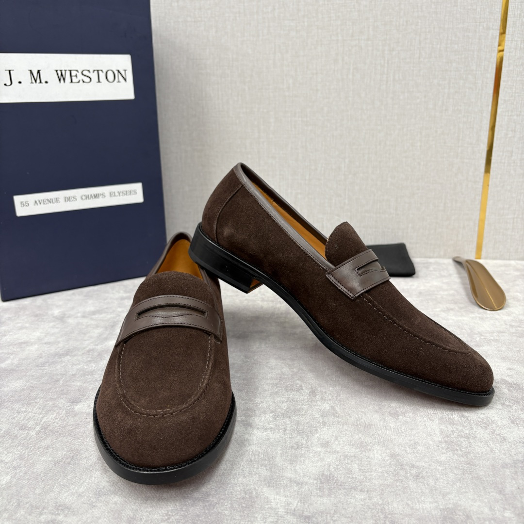 💋💍J.M.Westo*n 威士-顿 男士乐福鞋正装鞋皮鞋 法国顶级皮鞋品牌。精选意大利顶级小牛皮/高丝