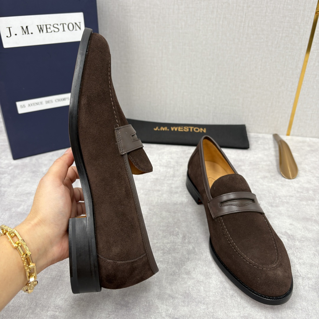 💋💍J.M.Westo*n 威士-顿 男士乐福鞋正装鞋皮鞋 法国顶级皮鞋品牌。精选意大利顶级小牛皮/高丝