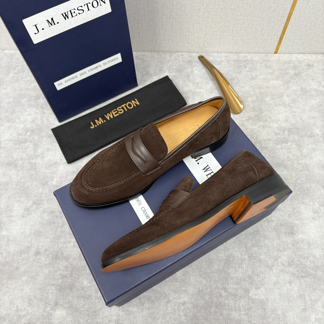 💋💍J.M.Westo*n 威士-顿 男士乐福鞋正装鞋皮鞋 法国顶级皮鞋品牌。精选意大利顶级小牛皮/高丝