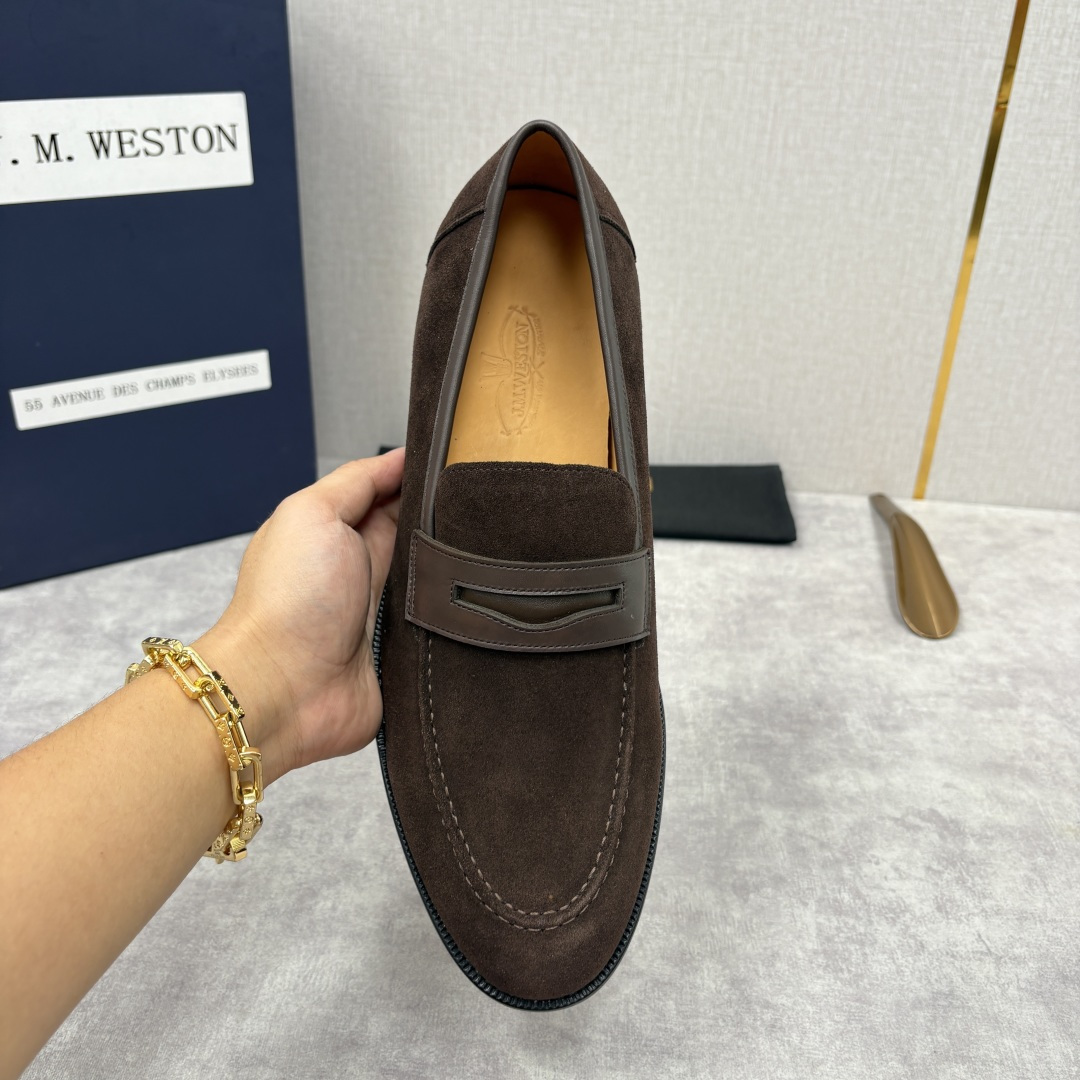 💋💍J.M.Westo*n 威士-顿 男士乐福鞋正装鞋皮鞋 法国顶级皮鞋品牌。精选意大利顶级小牛皮/高丝