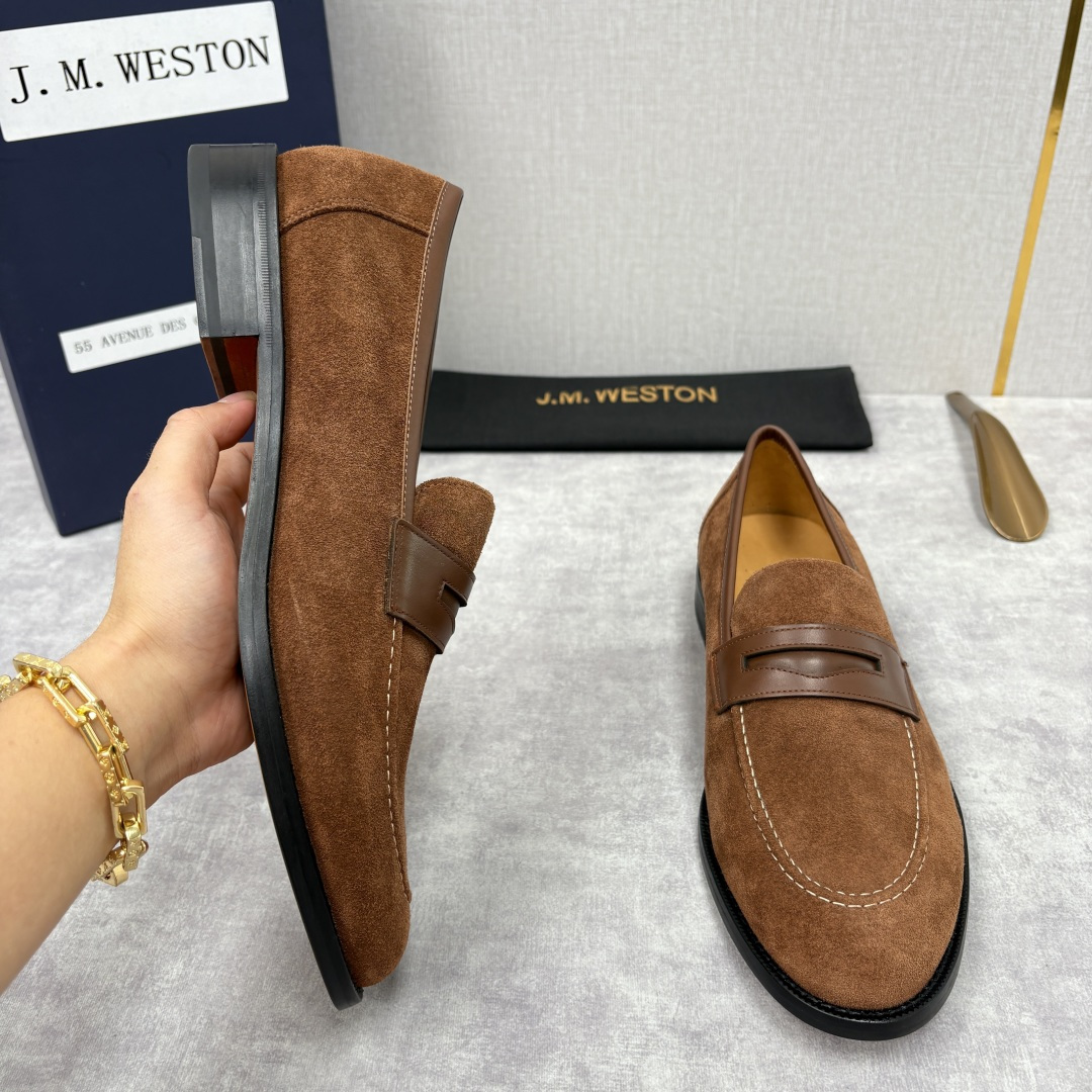 💋💍J.M.Westo*n 威士-顿 男士乐福鞋正装鞋皮鞋 法国顶级皮鞋品牌。精选意大利顶级小牛皮/高丝
