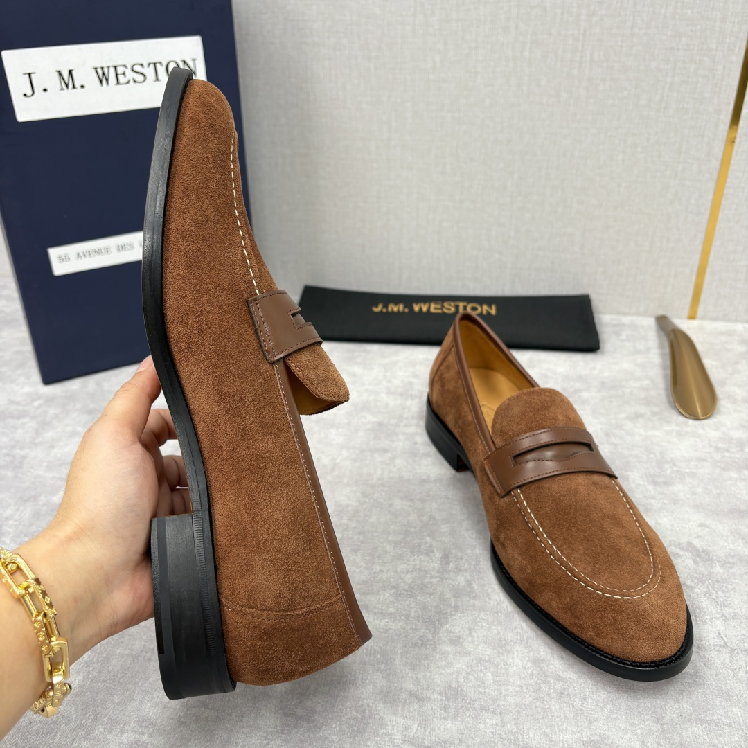 💋💍J.M.Westo*n 威士-顿 男士乐福鞋正装鞋皮鞋 法国顶级皮鞋品牌。精选意大利顶级小牛皮/高丝