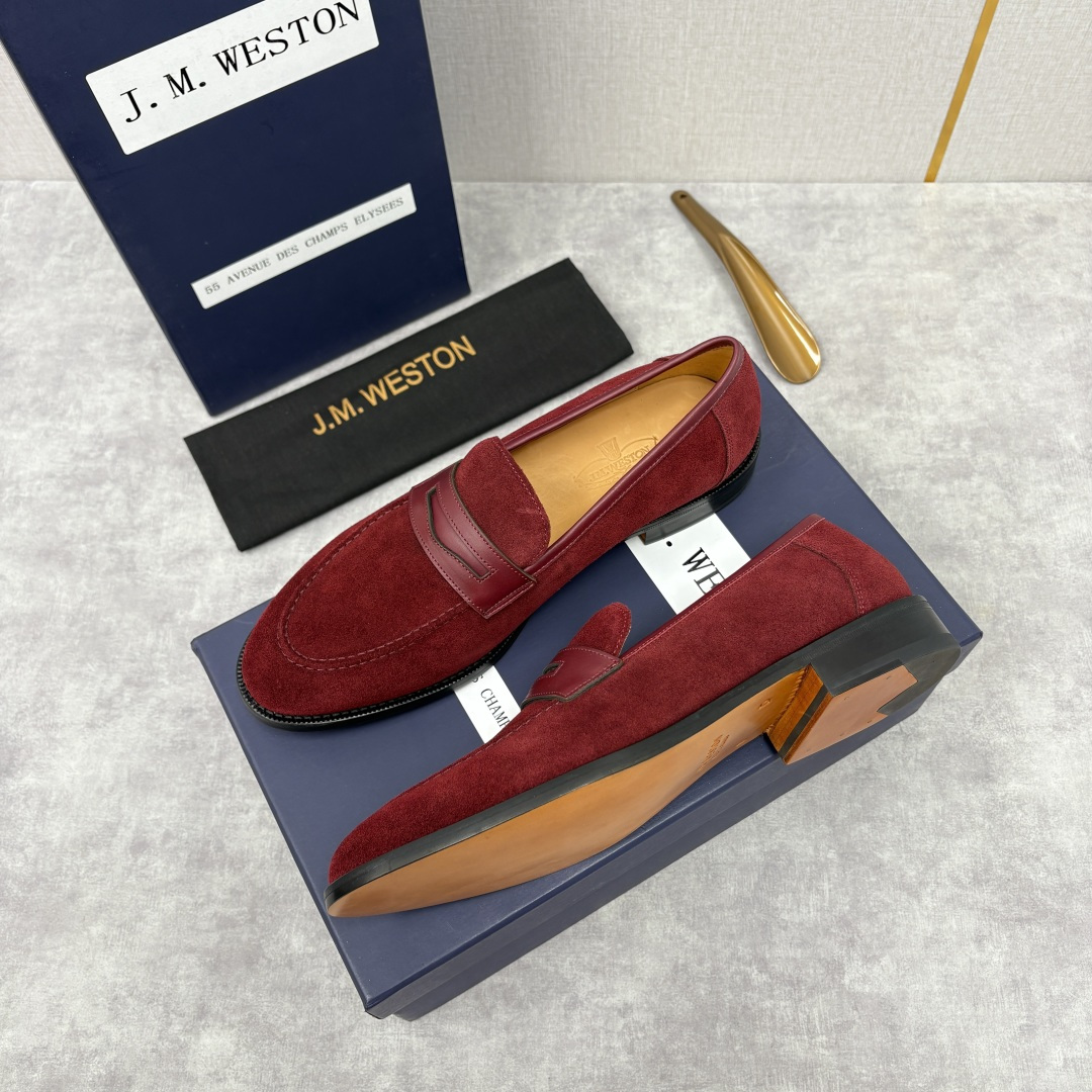 💋💍J.M.Westo*n 威士-顿 男士乐福鞋正装鞋皮鞋 法国顶级皮鞋品牌。精选意大利顶级小牛皮/高丝