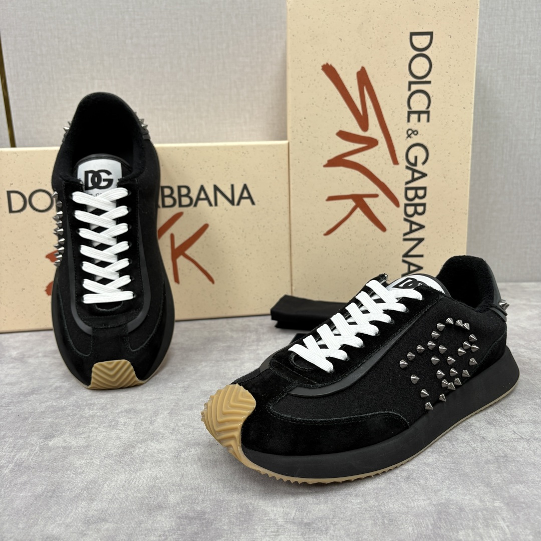💋💍DG 家新品 Dolce &Gabban* 杜嘉～班纳 天鹅绒拼接撞色铆钉休闲运动鞋 铆钉复古运动鞋