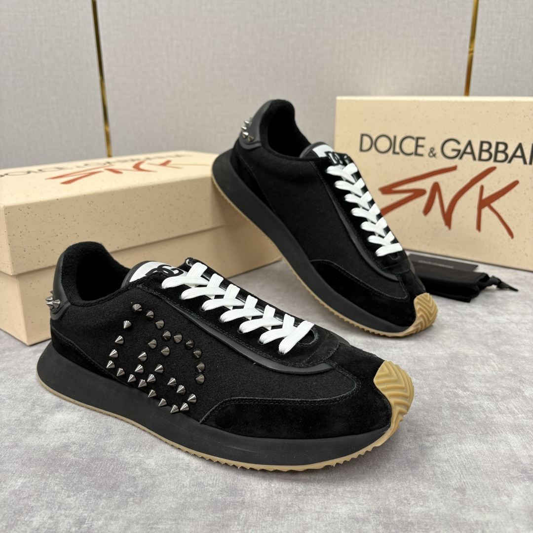 💋💍DG 家新品 Dolce &Gabban* 杜嘉～班纳 天鹅绒拼接撞色铆钉休闲运动鞋 铆钉复古运动鞋