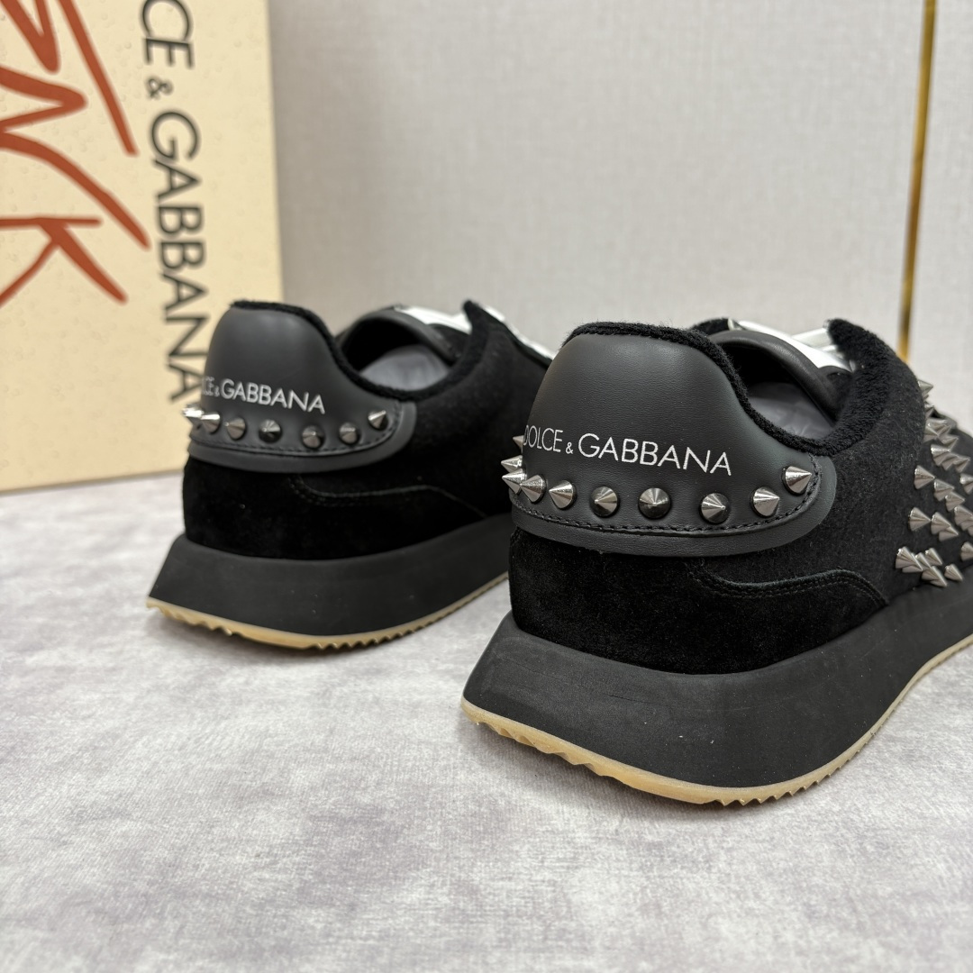 💋💍DG 家新品 Dolce &Gabban* 杜嘉～班纳 天鹅绒拼接撞色铆钉休闲运动鞋 铆钉复古运动鞋