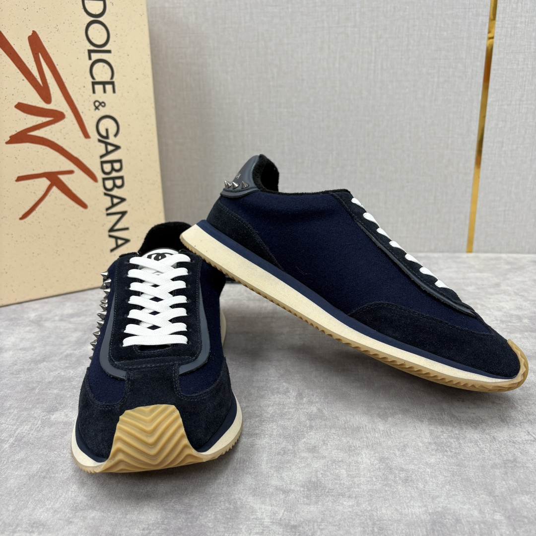 💋💍DG 家新品 Dolce &Gabban* 杜嘉～班纳 天鹅绒拼接撞色铆钉休闲运动鞋 铆钉复古运动鞋