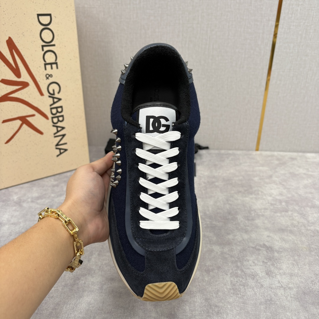 💋💍DG 家新品 Dolce &Gabban* 杜嘉～班纳 天鹅绒拼接撞色铆钉休闲运动鞋 铆钉复古运动鞋