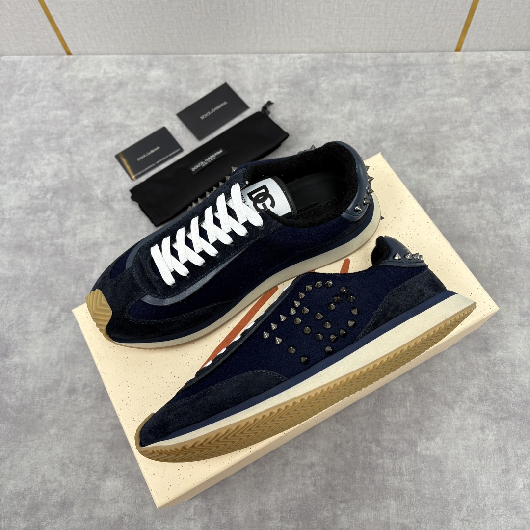 💋💍DG 家新品 Dolce &Gabban* 杜嘉～班纳 天鹅绒拼接撞色铆钉休闲运动鞋 铆钉复古运动鞋