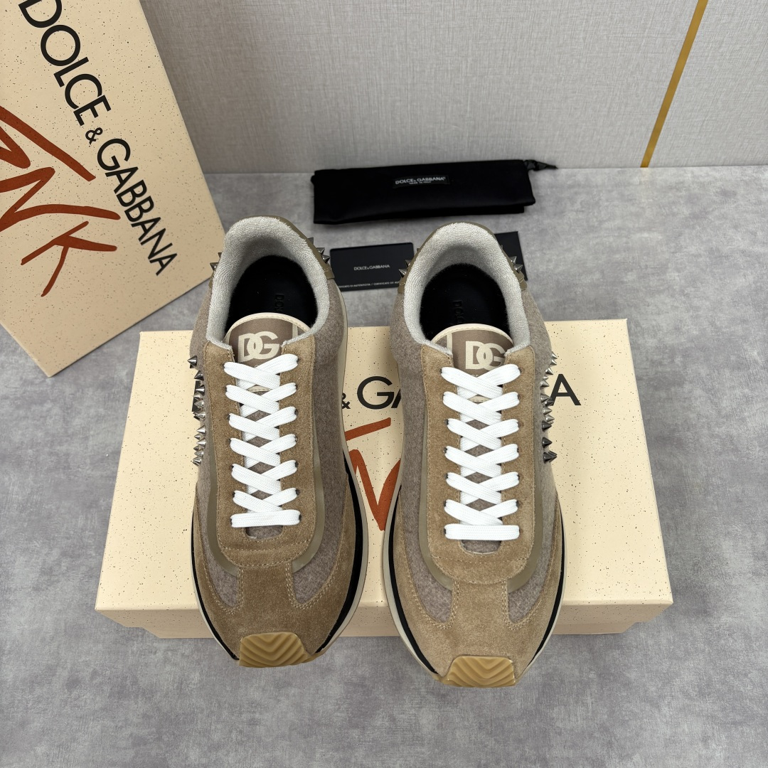 💋💍DG 家新品 Dolce &Gabban* 杜嘉～班纳 天鹅绒拼接撞色铆钉休闲运动鞋 铆钉复古运动鞋