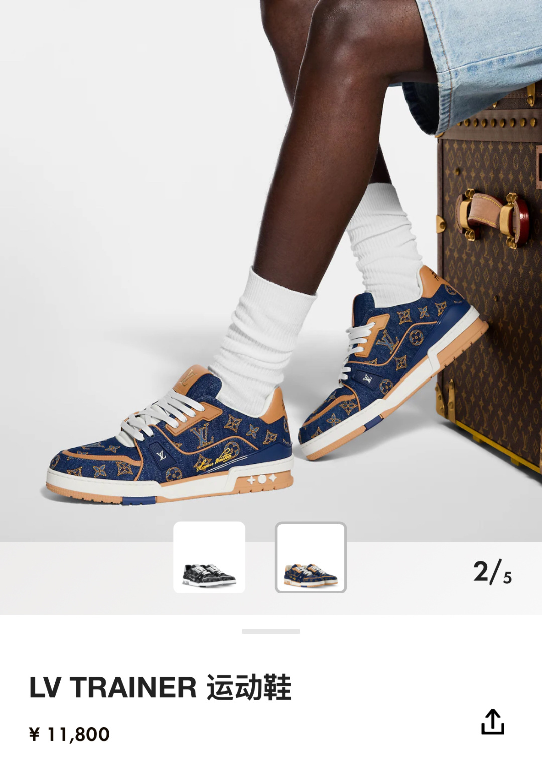 💋💍L家新品 L*V 路易～当季新品上架 TRAINER 系列运动鞋 官方 11,800 牛仔满印运动鞋