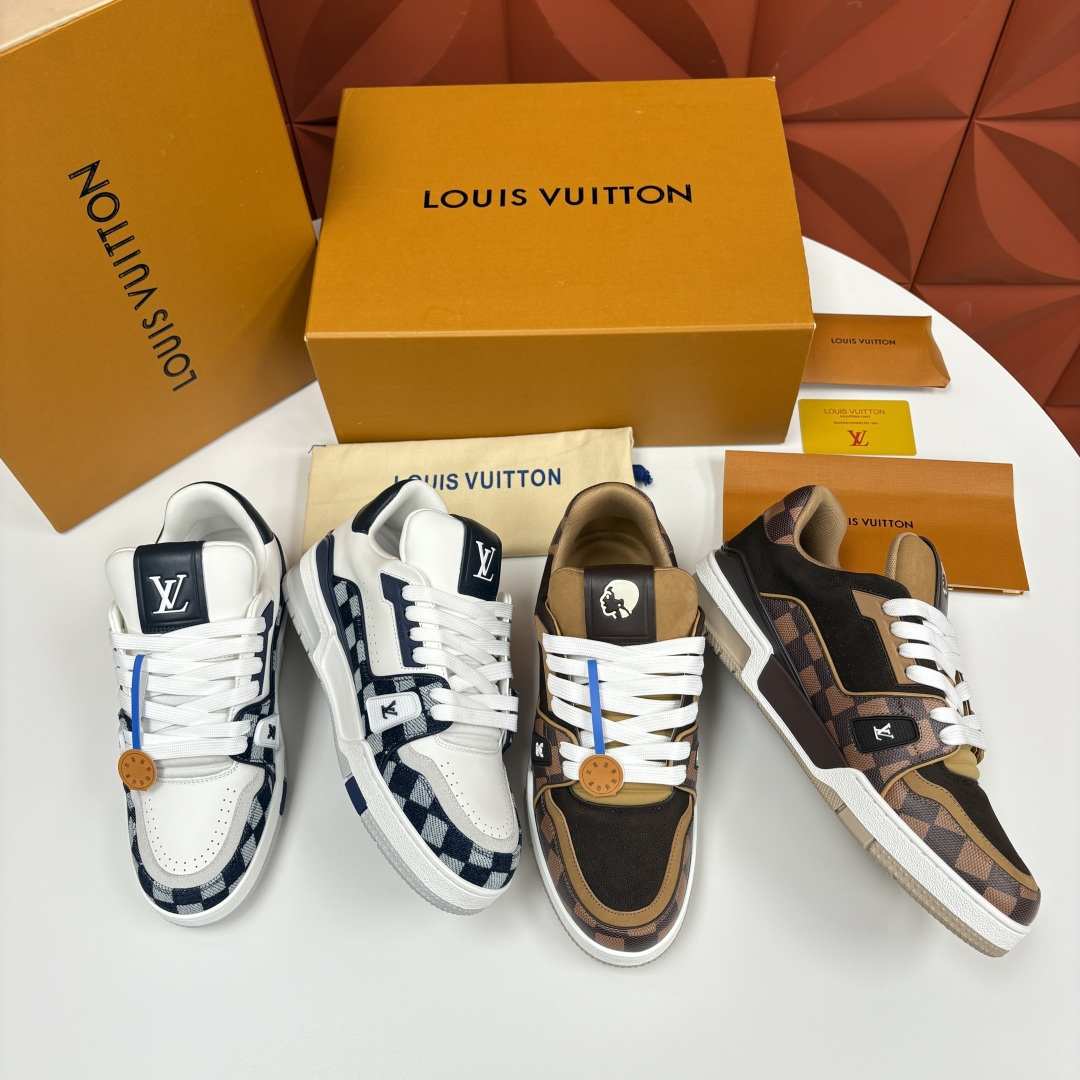💋💍L家新品 L*V 路易～当季新品上架 TRAINER 系列运动鞋 官方 10,600 奢潮交融的复古
