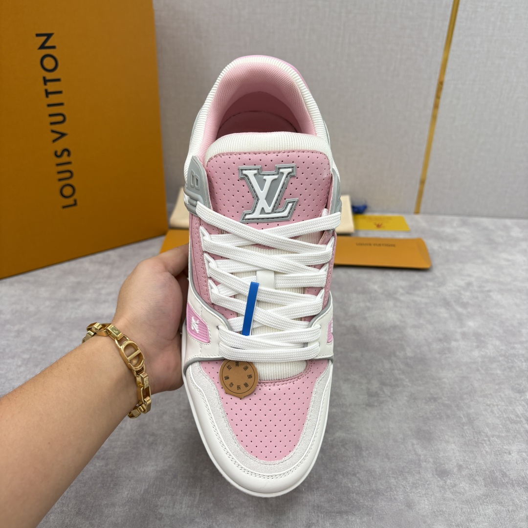 💋💍L家新品 L*V 路易～当季新品上架 TRAINER 系列运动鞋 马卡龙色系的奢甜运动风 官方 10