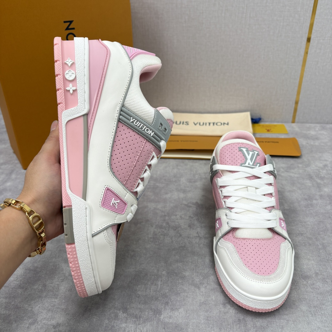 💋💍L家新品 L*V 路易～当季新品上架 TRAINER 系列运动鞋 马卡龙色系的奢甜运动风 官方 10