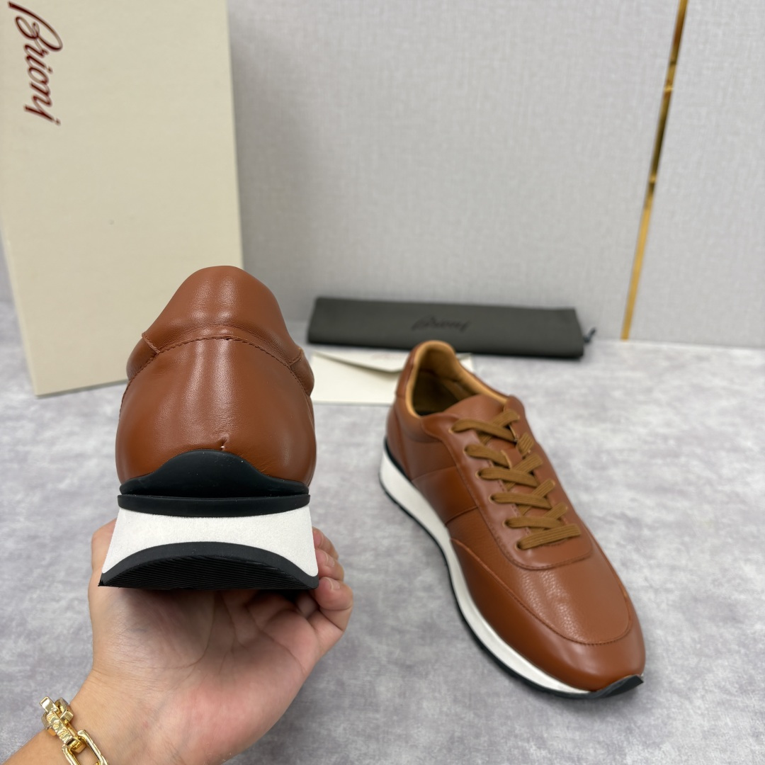 💋💍 Brion* （布里-奥尼） 男士新款休闲运动鞋跑鞋 意式奢华与运动风尚的优雅融合 该品牌于194