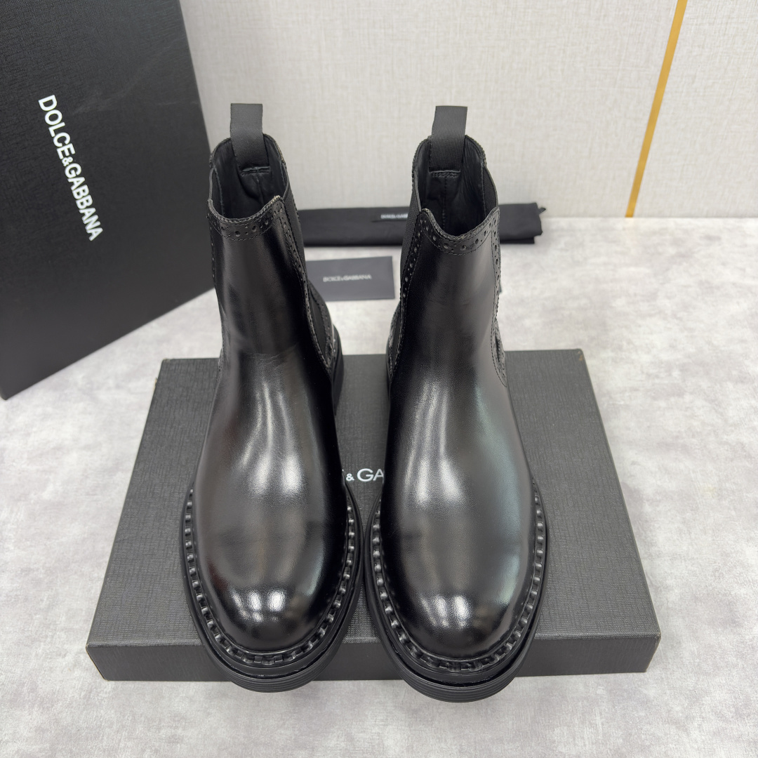 💋💍DG家新品 杜嘉-班纳 Dolce&Gabban* 男士切尔西靴皮靴系列：意式奢华的多面型格盛宴 这