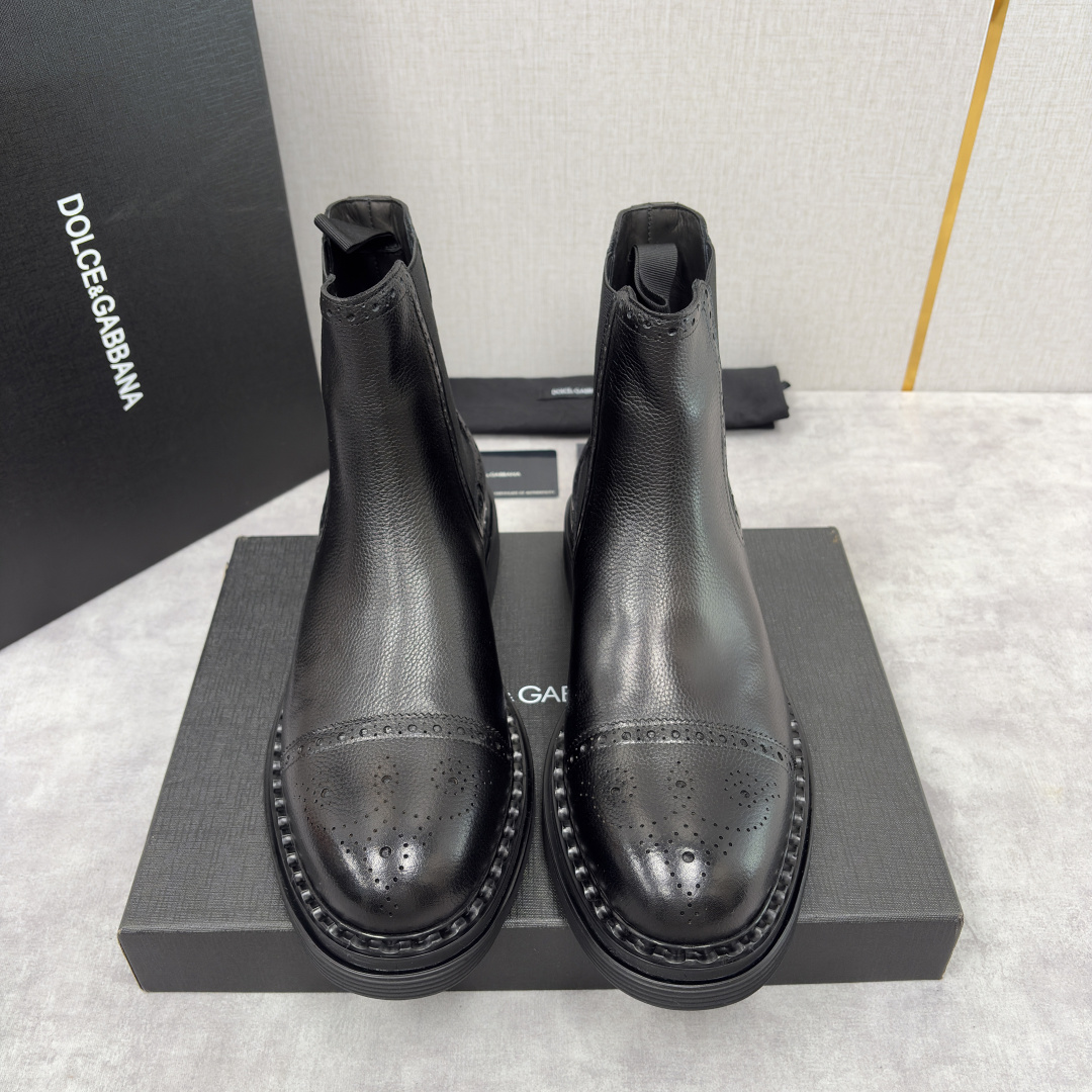 💋💍DG家新品 杜嘉-班纳 Dolce&Gabban* 男士布洛克切尔西靴皮靴系列：意式奢华与复古格调的
