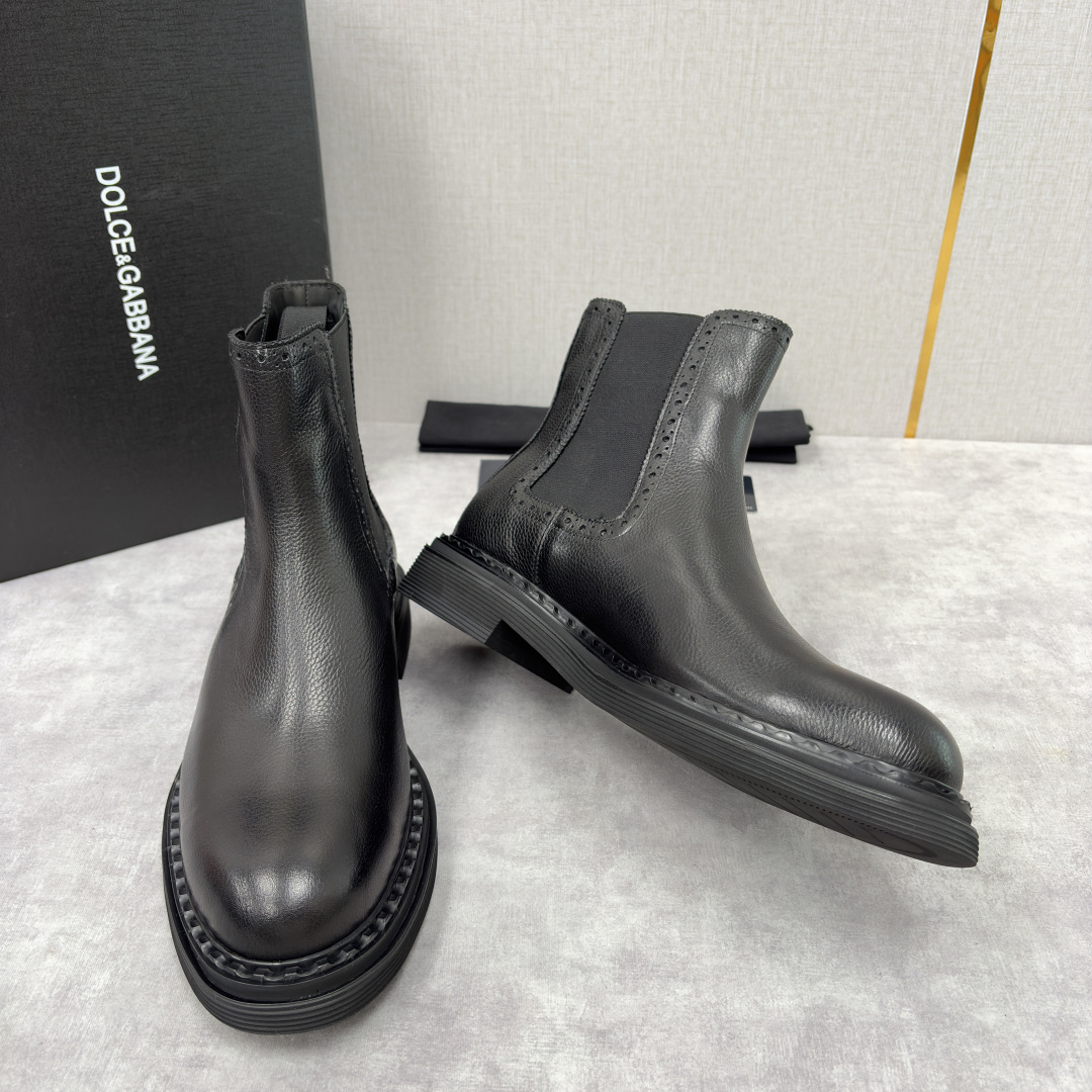 💋💍DG家新品 杜嘉-班纳 Dolce&Gabban* 男士切尔西靴皮靴系列：意式奢华的多面型格盛宴 这