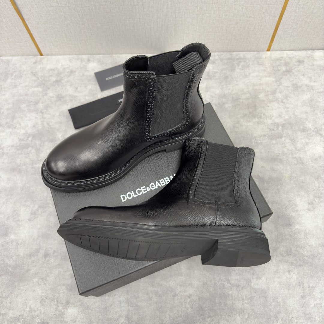 💋💍DG家新品 杜嘉-班纳 Dolce&Gabban* 男士切尔西靴皮靴系列：意式奢华的多面型格盛宴 这