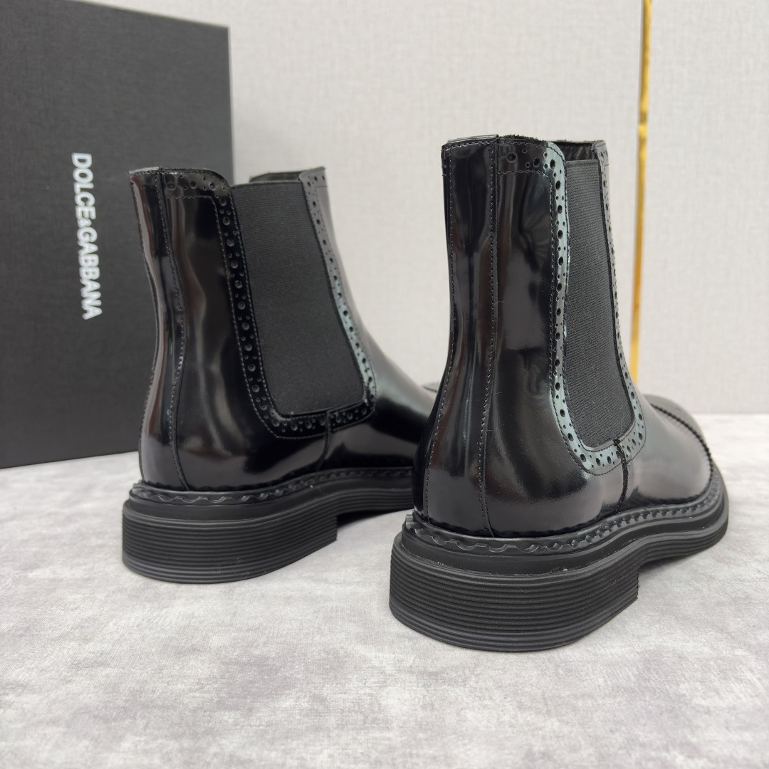 💋💍DG家新品 杜嘉-班纳 Dolce&Gabban* 男士布洛克切尔西靴皮靴系列：意式奢华与复古格调的