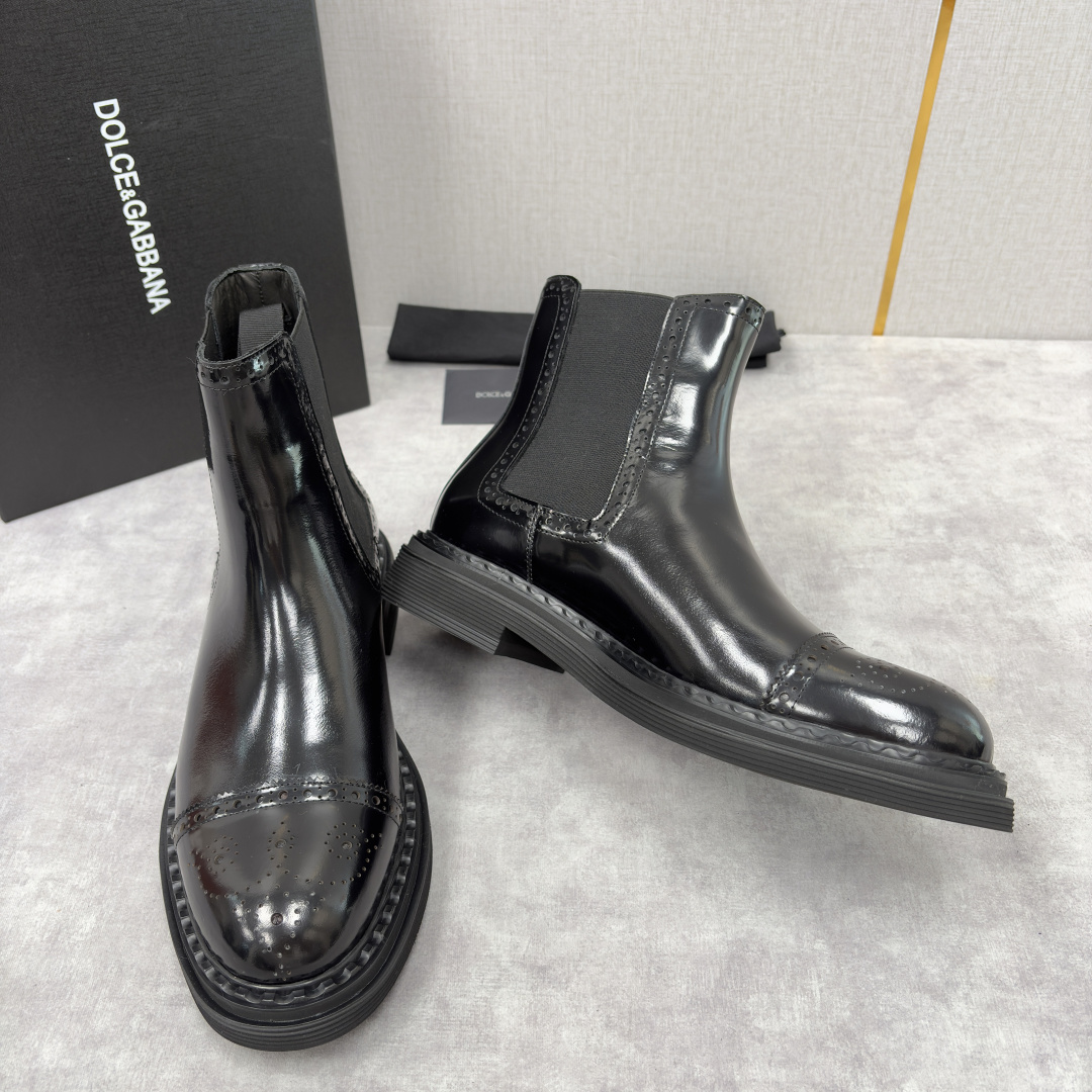 💋💍DG家新品 杜嘉-班纳 Dolce&Gabban* 男士布洛克切尔西靴皮靴系列：意式奢华与复古格调的