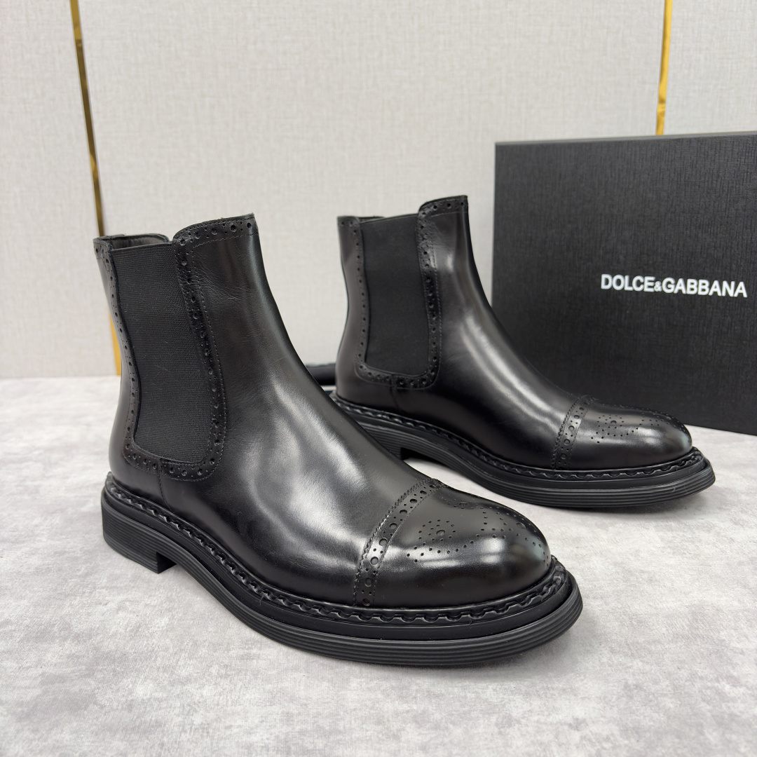 💋💍DG家新品 杜嘉-班纳 Dolce&Gabban* 男士布洛克切尔西靴皮靴系列：意式奢华与复古格调的