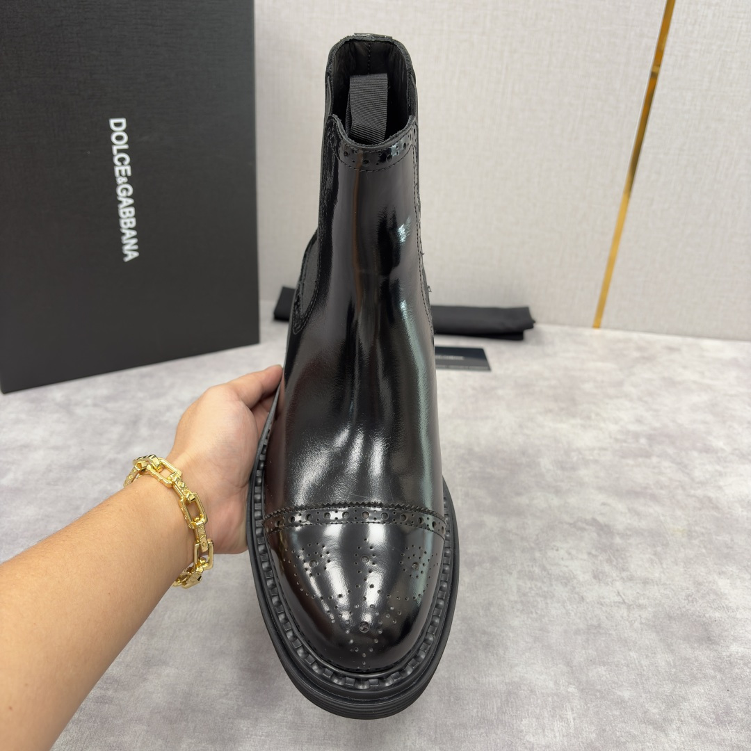 💋💍DG家新品 杜嘉-班纳 Dolce&Gabban* 男士布洛克切尔西靴皮靴系列：意式奢华与复古格调的