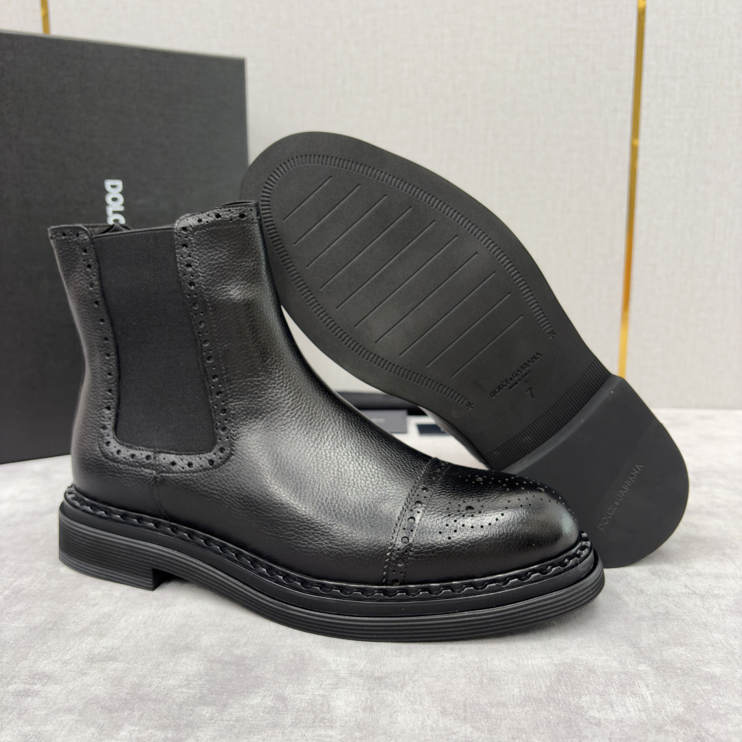 💋💍DG家新品 杜嘉-班纳 Dolce&Gabban* 男士布洛克切尔西靴皮靴系列：意式奢华与复古格调的