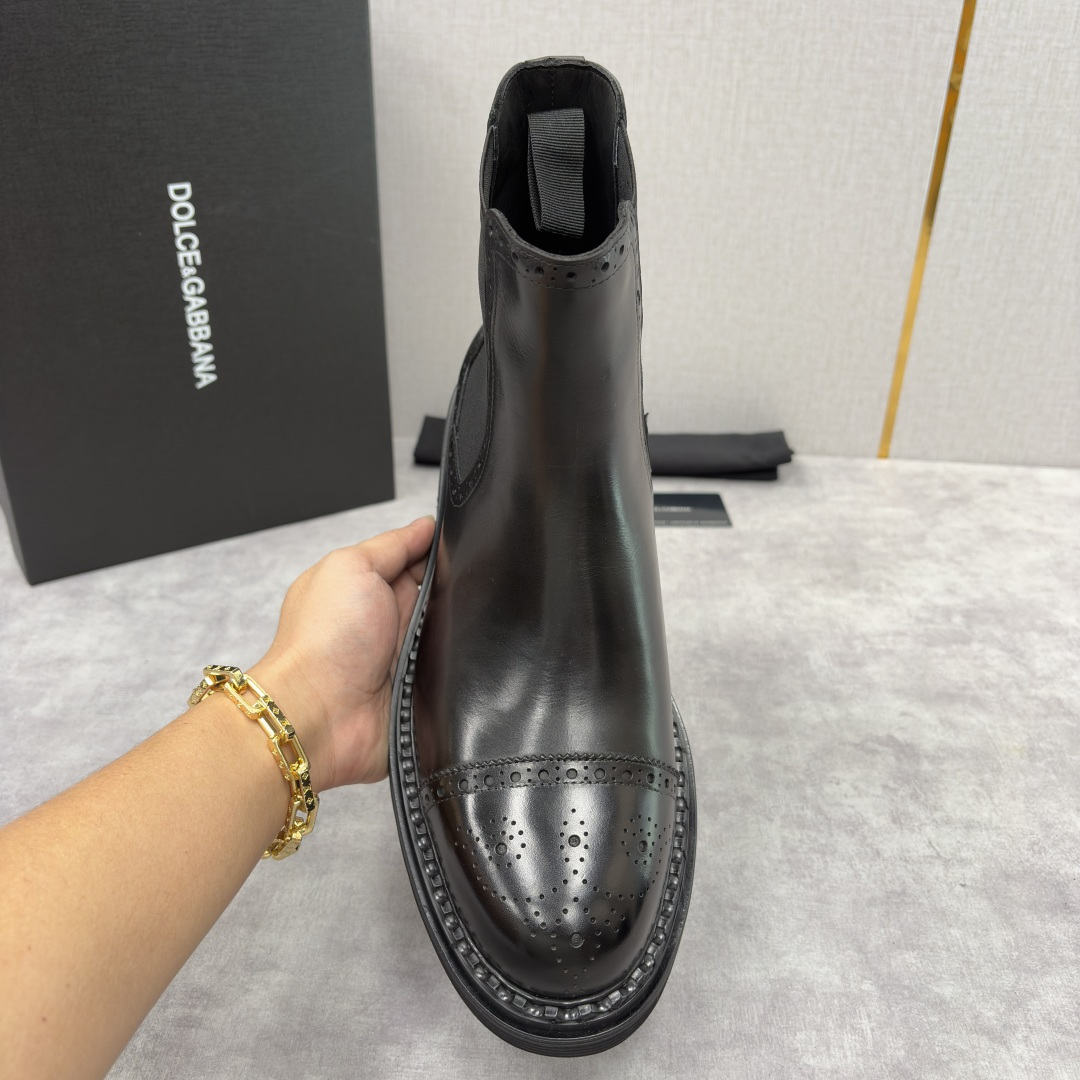 💋💍DG家新品 杜嘉-班纳 Dolce&Gabban* 男士布洛克切尔西靴皮靴系列：意式奢华与复古格调的